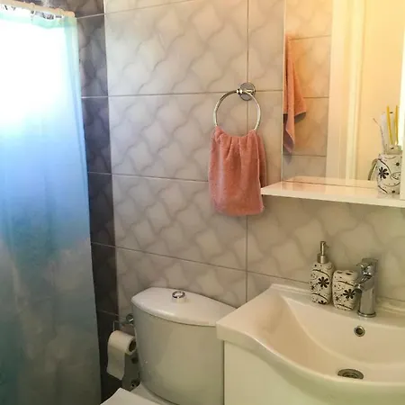 Laphitos Apartment *